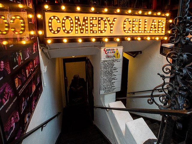 Cover image for Comedy Cellar